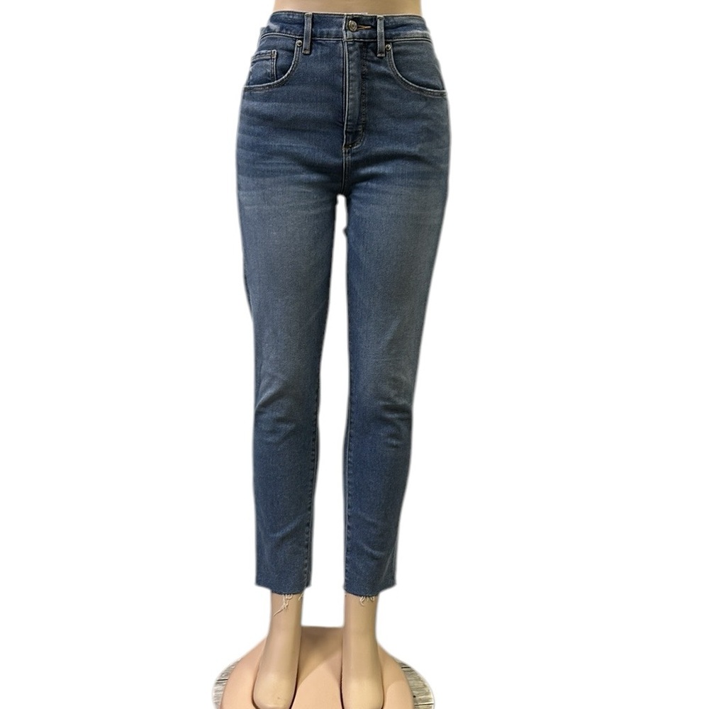 Loft Made and Loved Denim Modern Raw Hem Crop Blue Jeans Womens 28 Size 6